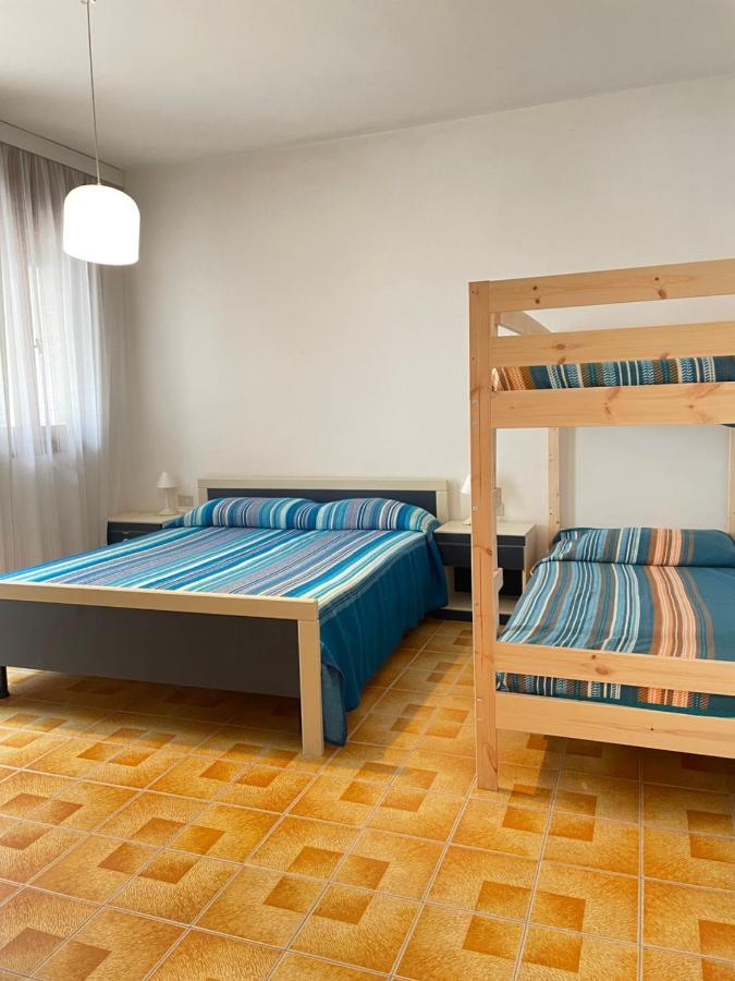 Condominio Union -Walterigato Apartments- Solo Per Famiglie- Lido di Jesolo Exteriör bild