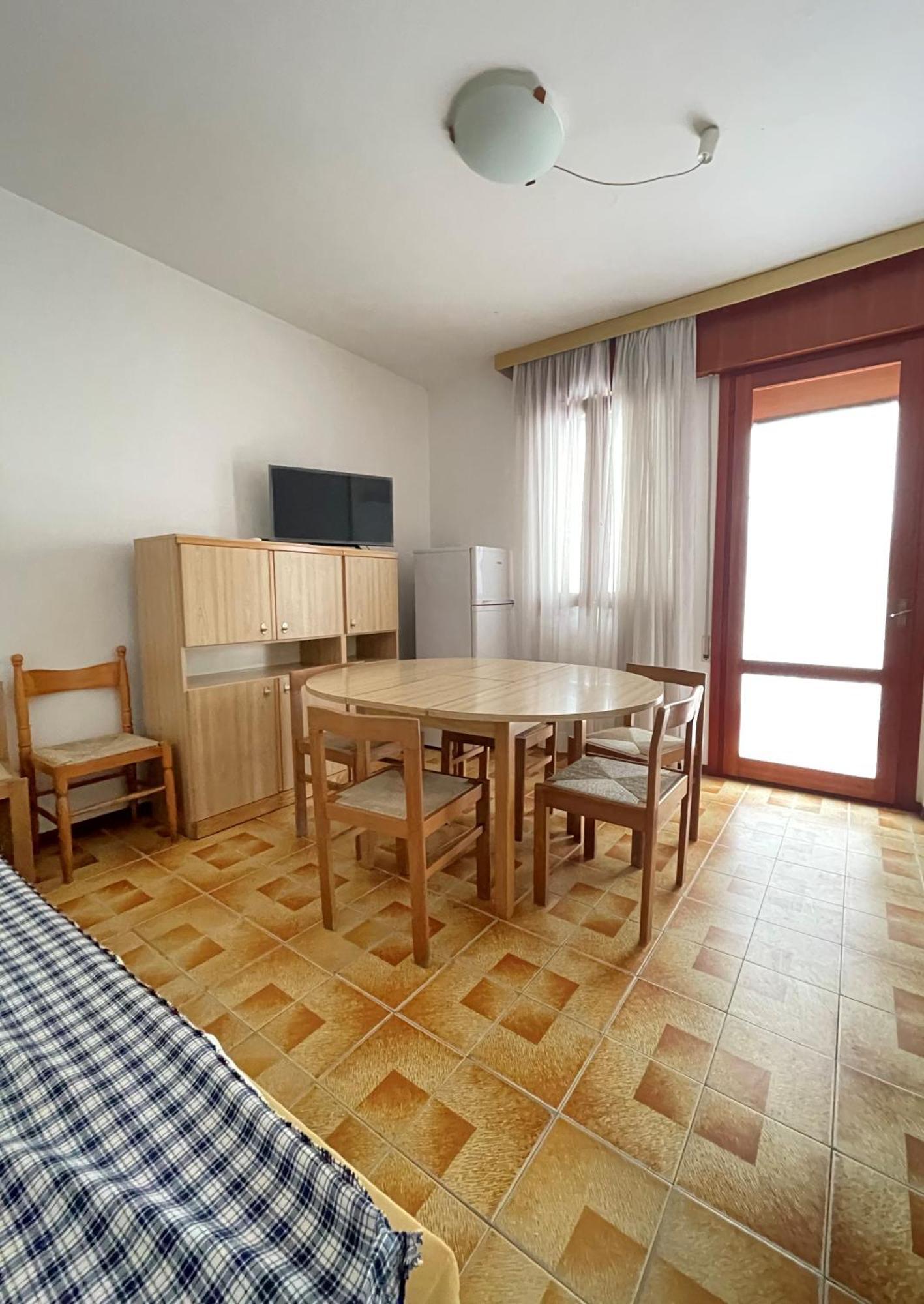 Condominio Union -Walterigato Apartments- Solo Per Famiglie- Lido di Jesolo Exteriör bild