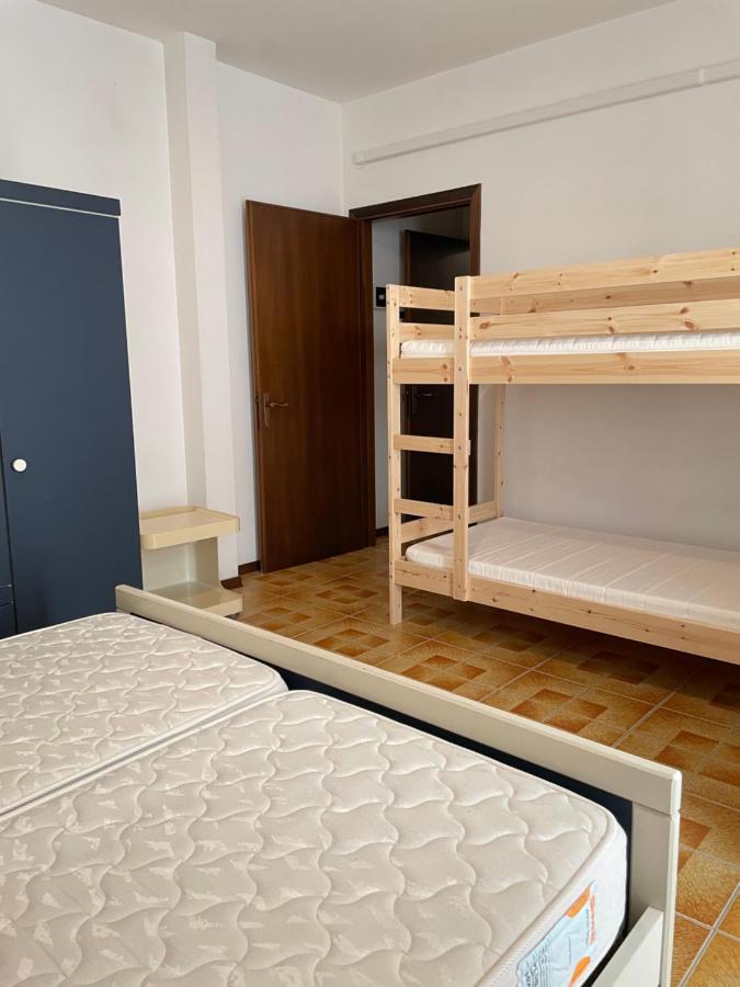 Condominio Union -Walterigato Apartments- Solo Per Famiglie- Lido di Jesolo Exteriör bild